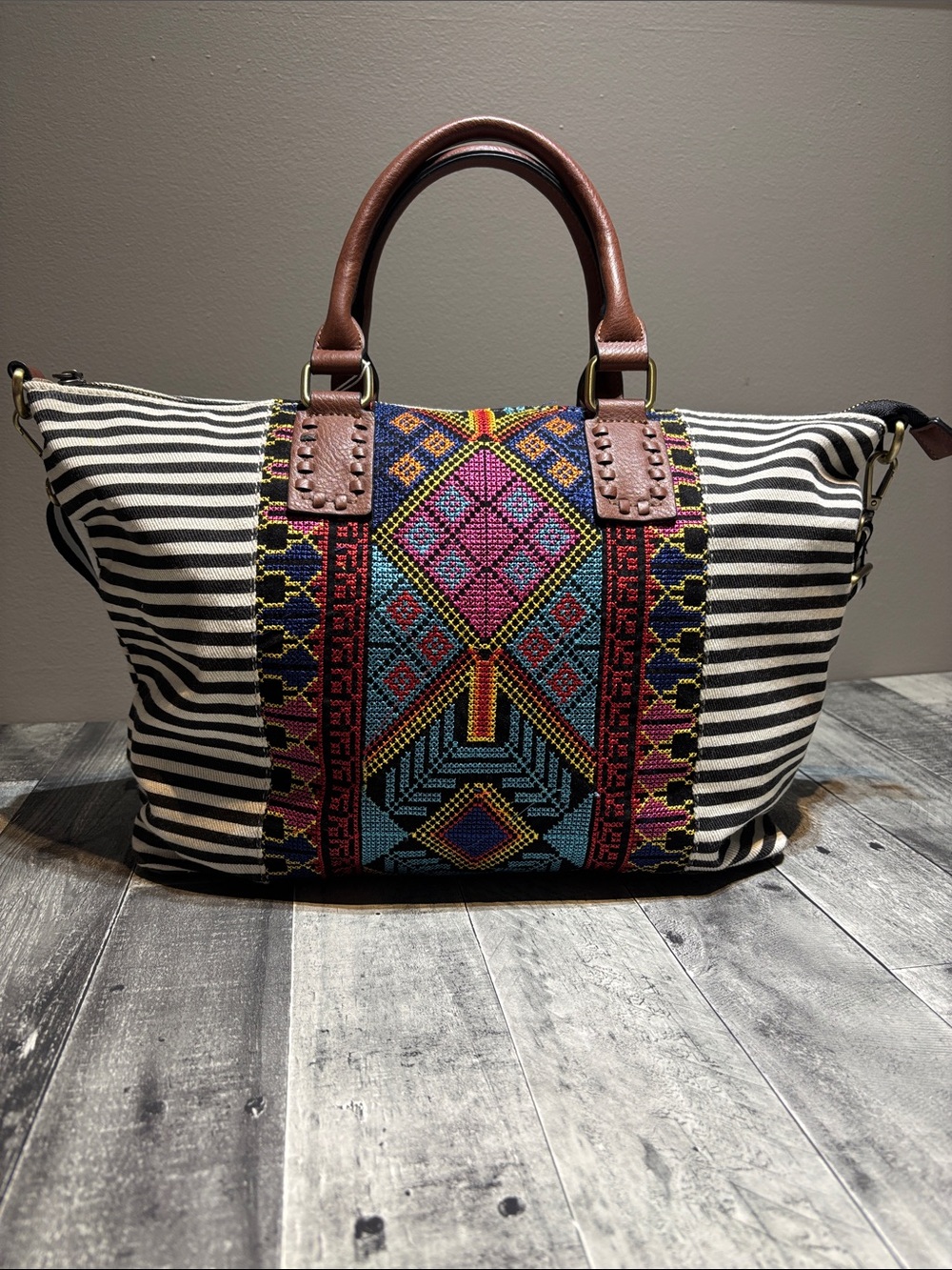 Boho Embroidered Stripe Tote Bag with Brown Handles/Striped Guitar Strap-JoJo